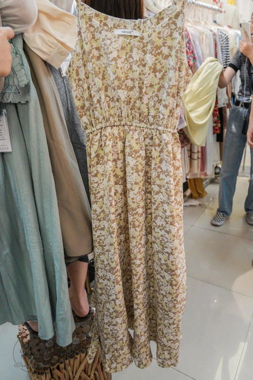 年中清倉(cāng)！服裝批發(fā)城熱賣(mài)進(jìn)行時(shí)，10元起500元一麻袋